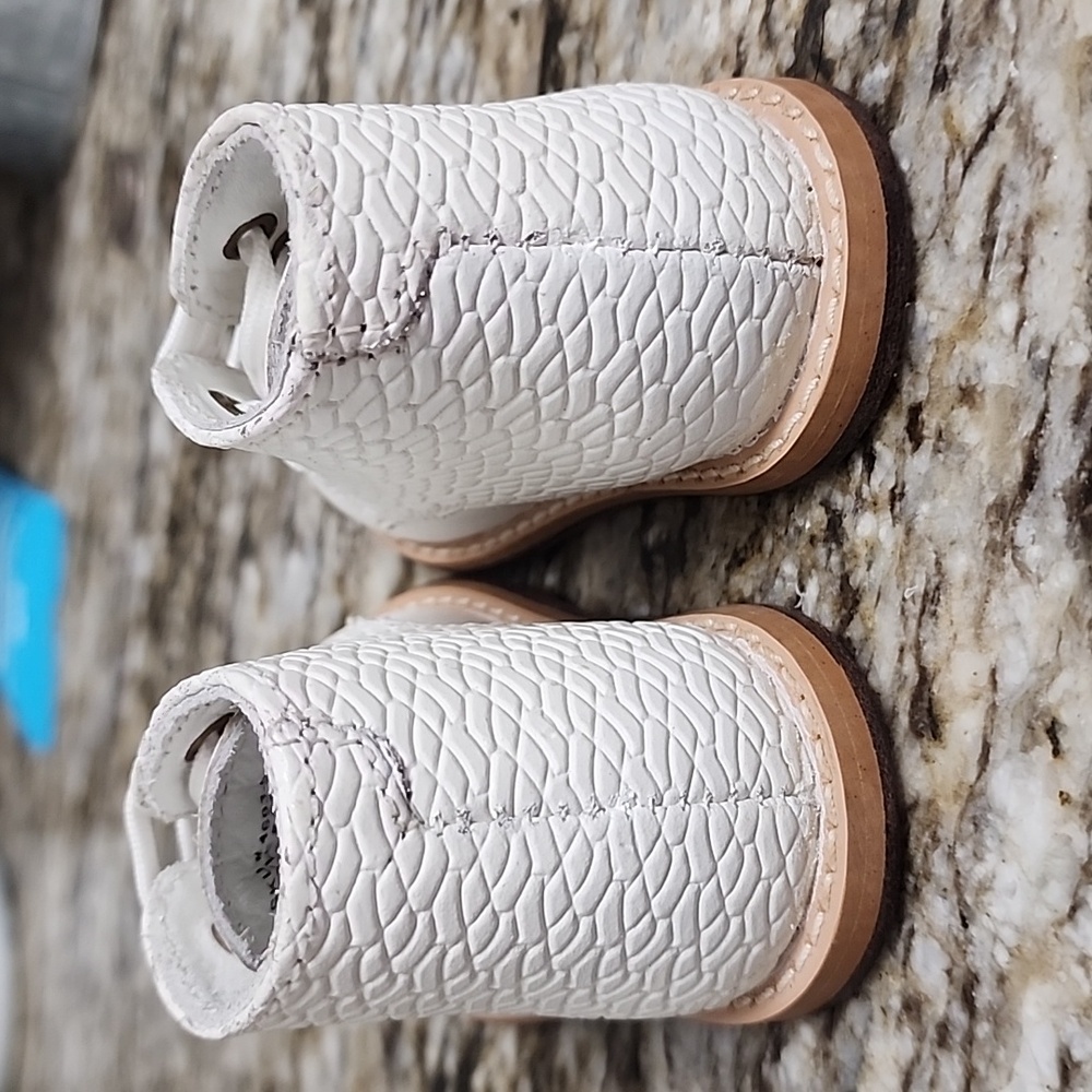 Josmo Logan Woven Baby Walking Shoes, Size 2.5 NWOT! - Picture 3 of 10